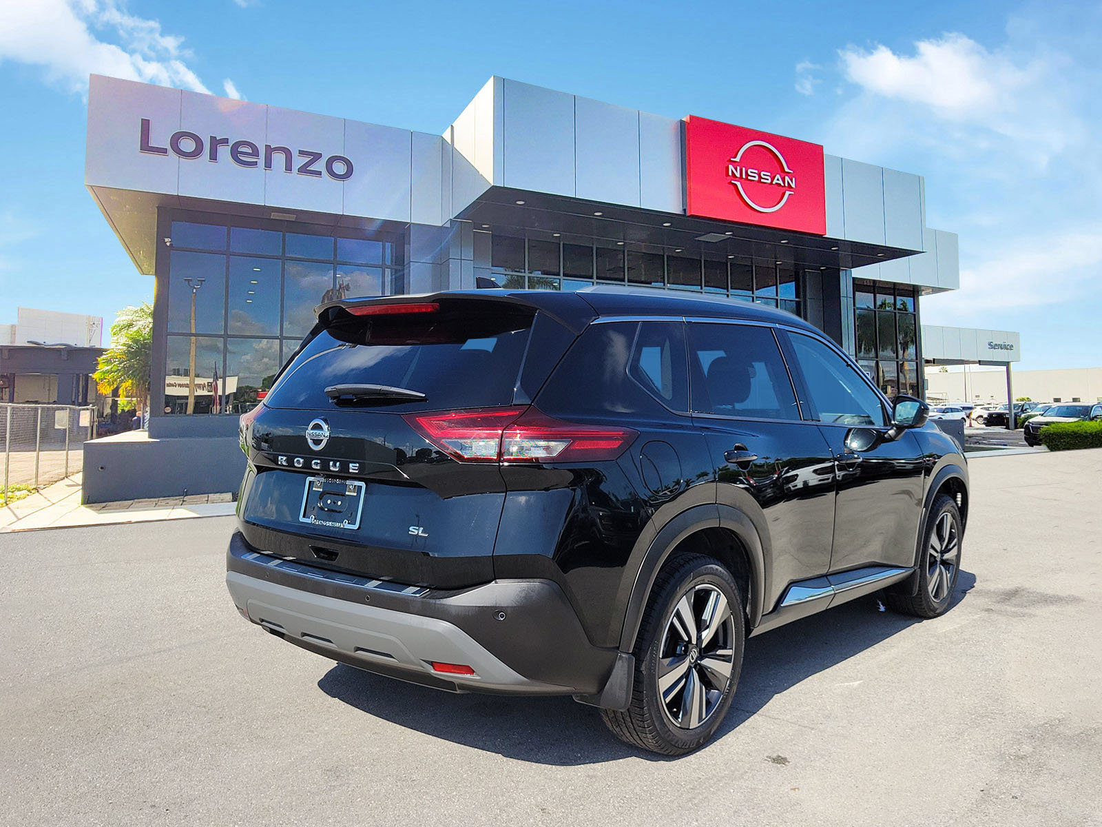 Used 2021 Nissan Rogue SL w/ Premium Package FWD image 5