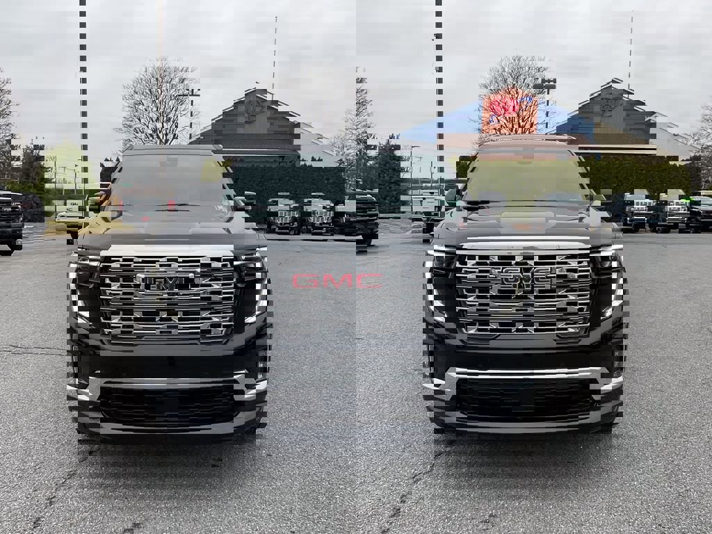 New 2026 GMC Acadia Denali w/ Super Cruise Package image 4