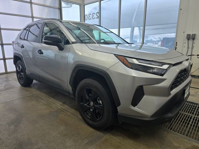 Used 2025 Toyota RAV4 XLE image 7
