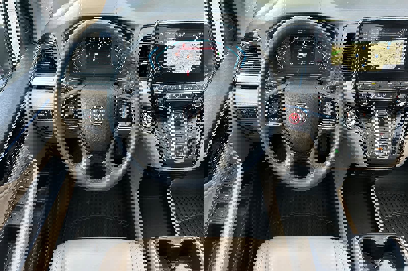 Used 2023 Honda Odyssey Touring image 14