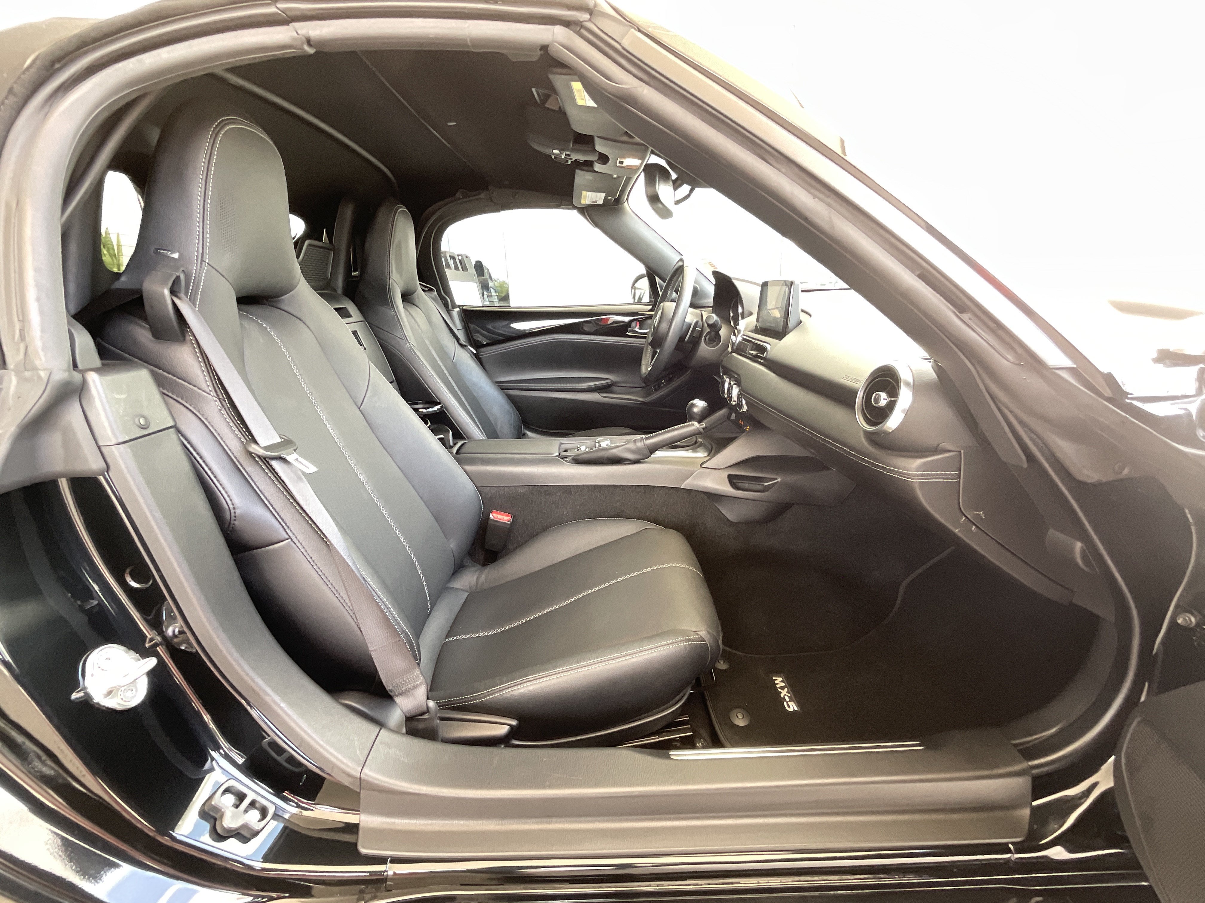 Used 2022 MAZDA MX-5 Miata Grand Touring RWD image 25