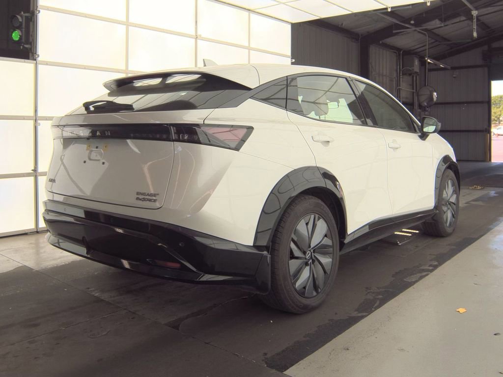 Used 2023 Nissan Ariya AWD image 6