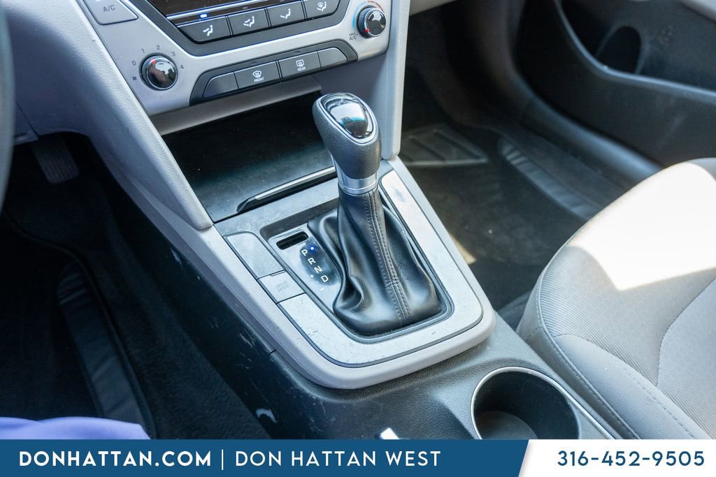 Used 2018 Hyundai Elantra SEL image 11