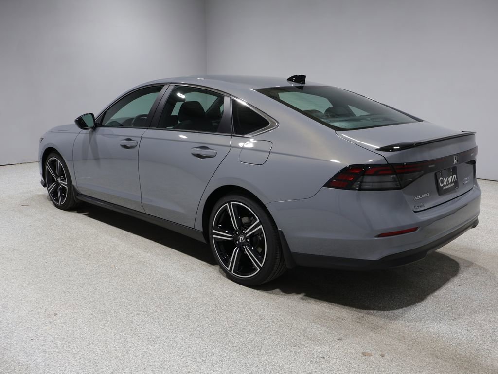 Used 2025 Honda Accord Sport image 5