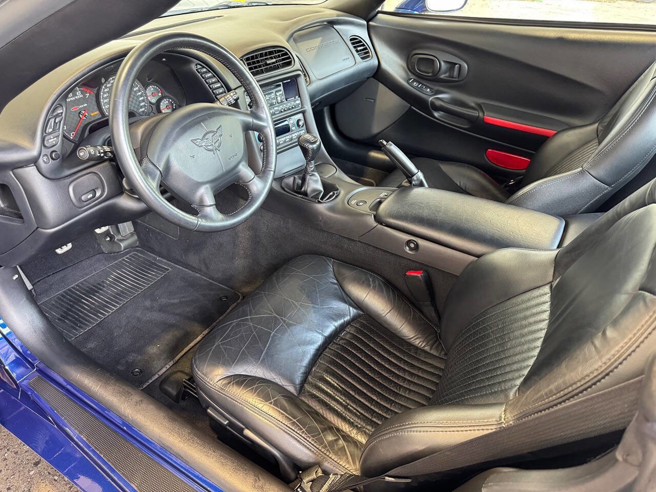 Used 2004 Chevrolet Corvette Z06 w/ Z06 Preferred Equipment Group image 12