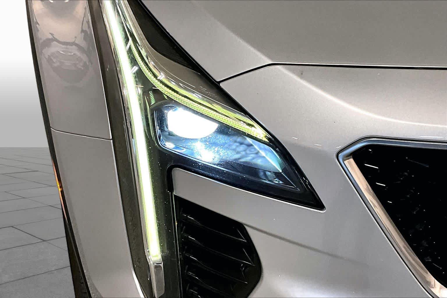 Used 2019 Cadillac XT4 Sport w/ Cold Weather Package FWD image 30