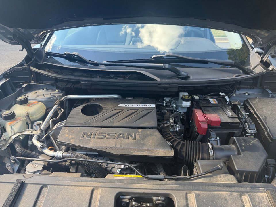 Used 2023 Nissan Rogue SV w/ SV Premium Package image 18