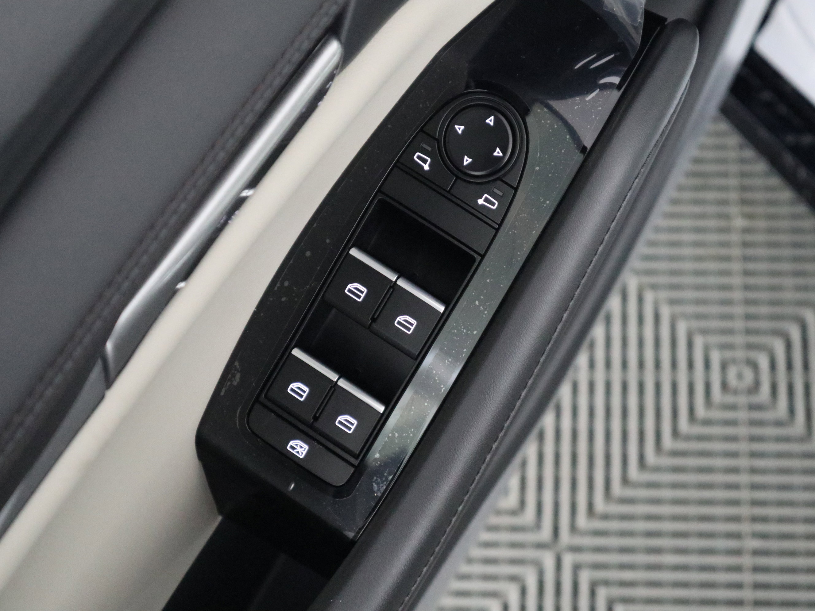 New 2026 MAZDA MAZDA3 2.5 S Sedan w/ Preferred Pkg image 34