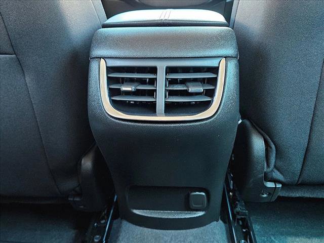 Used 2025 Chevrolet Malibu LT image 16