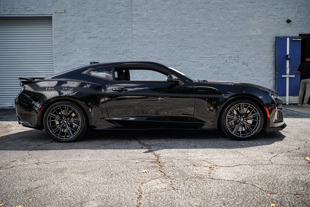Used 2018 Chevrolet Camaro ZL1 image 17