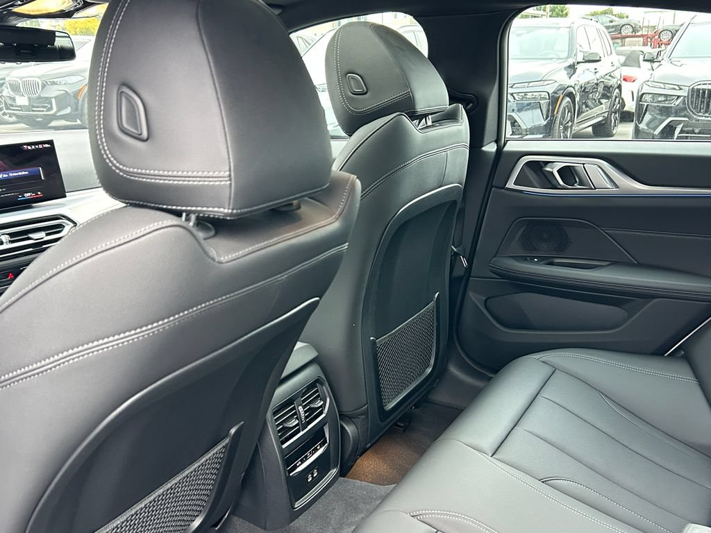 Used 2023 BMW i4 eDrive35 w/ Premium Package RWD image 31