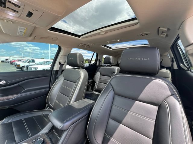 Used 2021 GMC Acadia Denali w/ Denali Ultimate Package AWD/4WD image 27