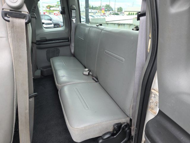 Used 2005 Ford F250 XL RWD image 17