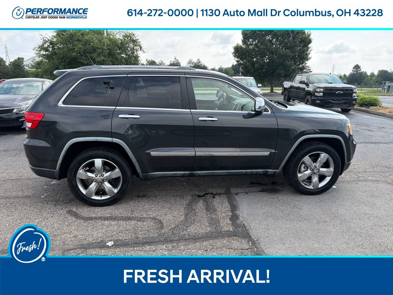 Used 2011 Jeep Grand Cherokee Overland AWD/4WD image 3
