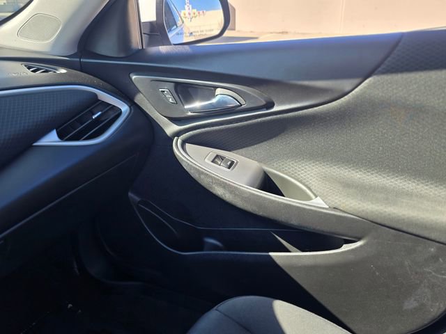 Used 2024 Chevrolet Malibu LT image 24