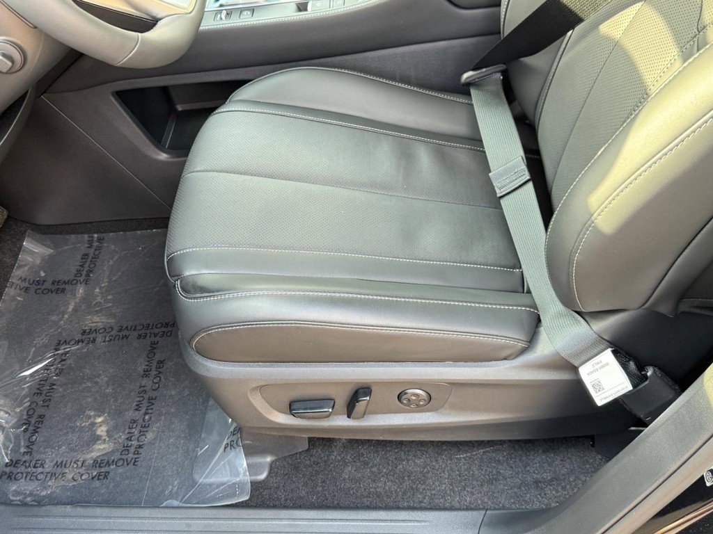 Used 2026 INFINITI QX60 Luxe w/ Cargo Package image 17