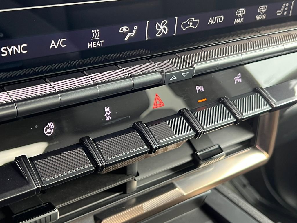 New 2025 GMC Hummer EV 3X w/ Battery Pack, 24 Module Pack image 34