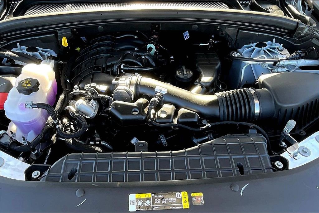 New 2025 Jeep Grand Cherokee Laredo X image 10