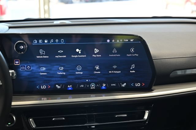 New 2026 Chevrolet Traverse LT w/ Driver Confidence Package FWD image 16