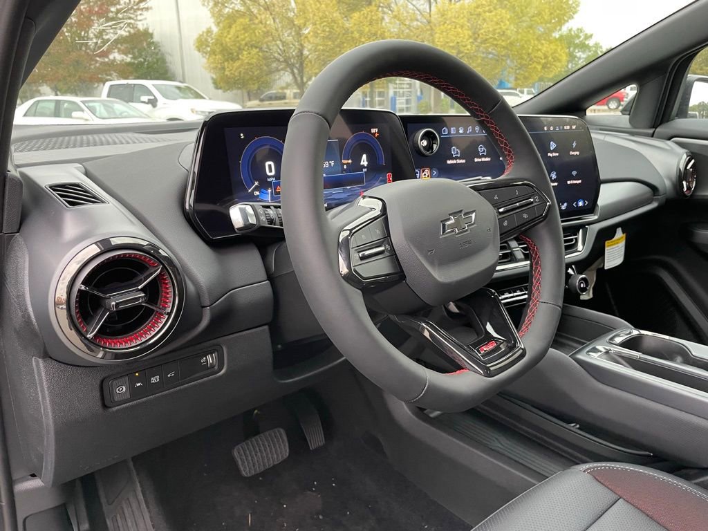 New 2026 Chevrolet Equinox EV RS image 12