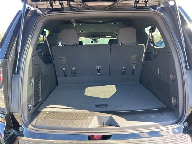 New 2026 Chevrolet Suburban LS w/ Max Trailering Package image 30