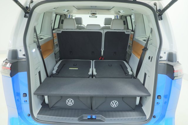 New 2025 Volkswagen ID. Buzz 1st Edition image 41