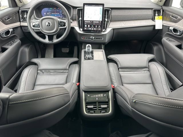 New 2026 Volvo XC90 B6 Ultra w/ Protection Package image 11