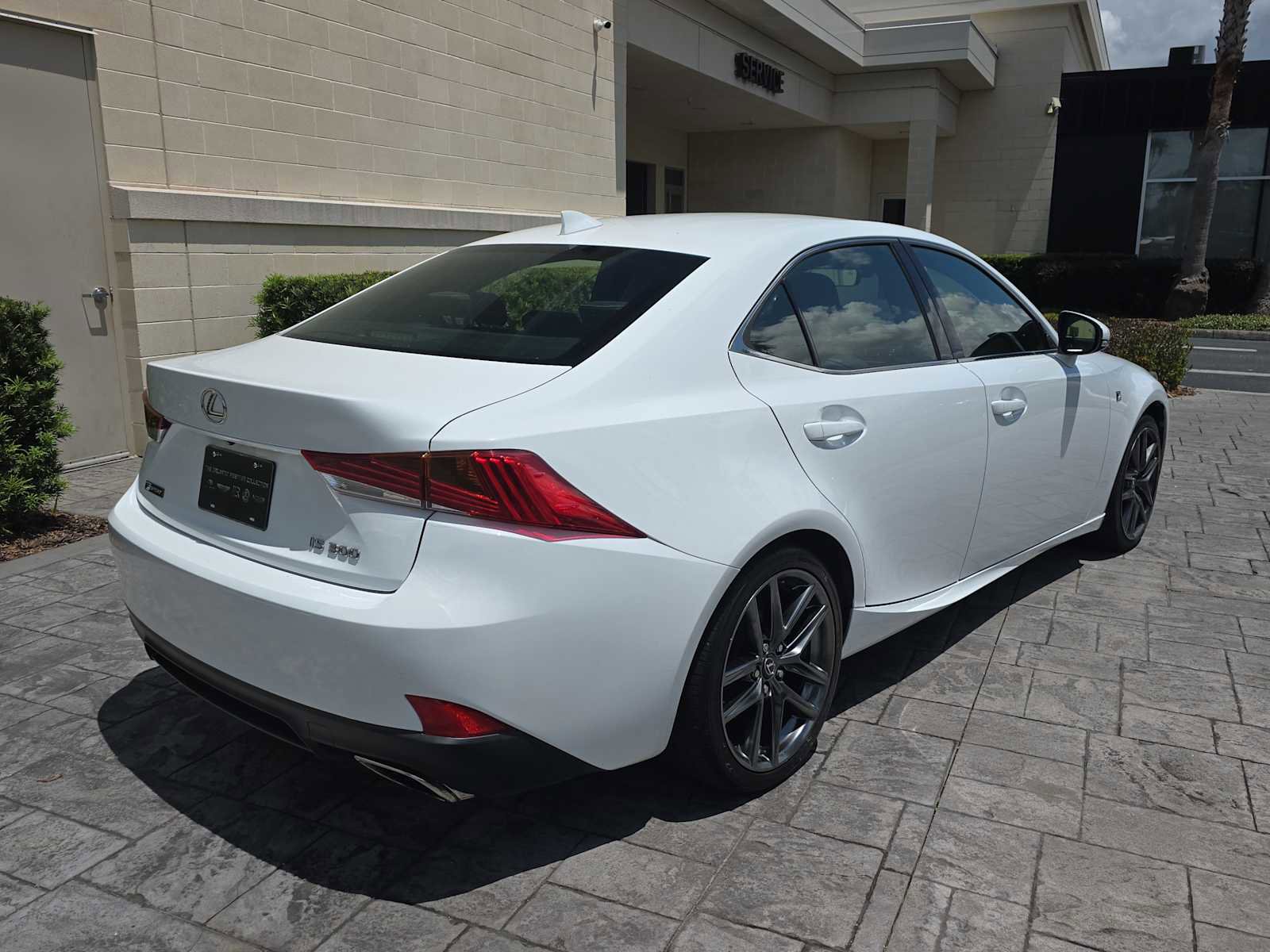 Used 2018 Lexus IS 300 F Sport w/ F Sport Package RWD image 3