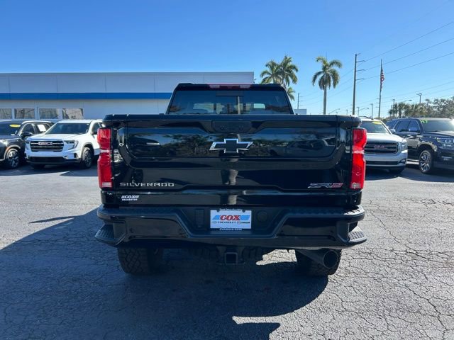 Used 2025 Chevrolet Silverado 2500 ZR2 image 5