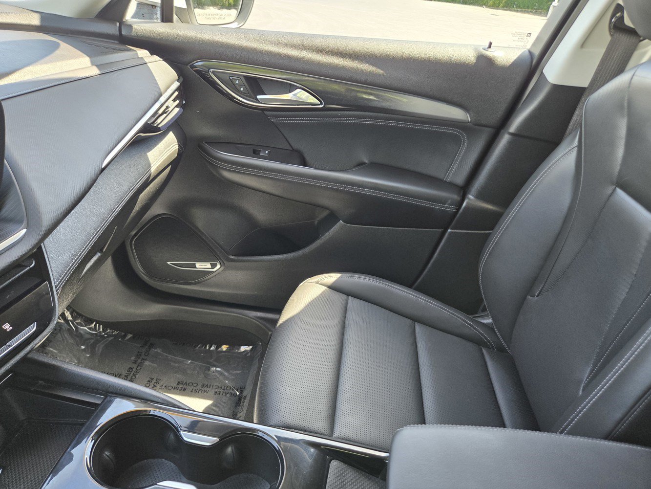 Certified 2025 Buick Envision Preferred AWD/4WD image 14