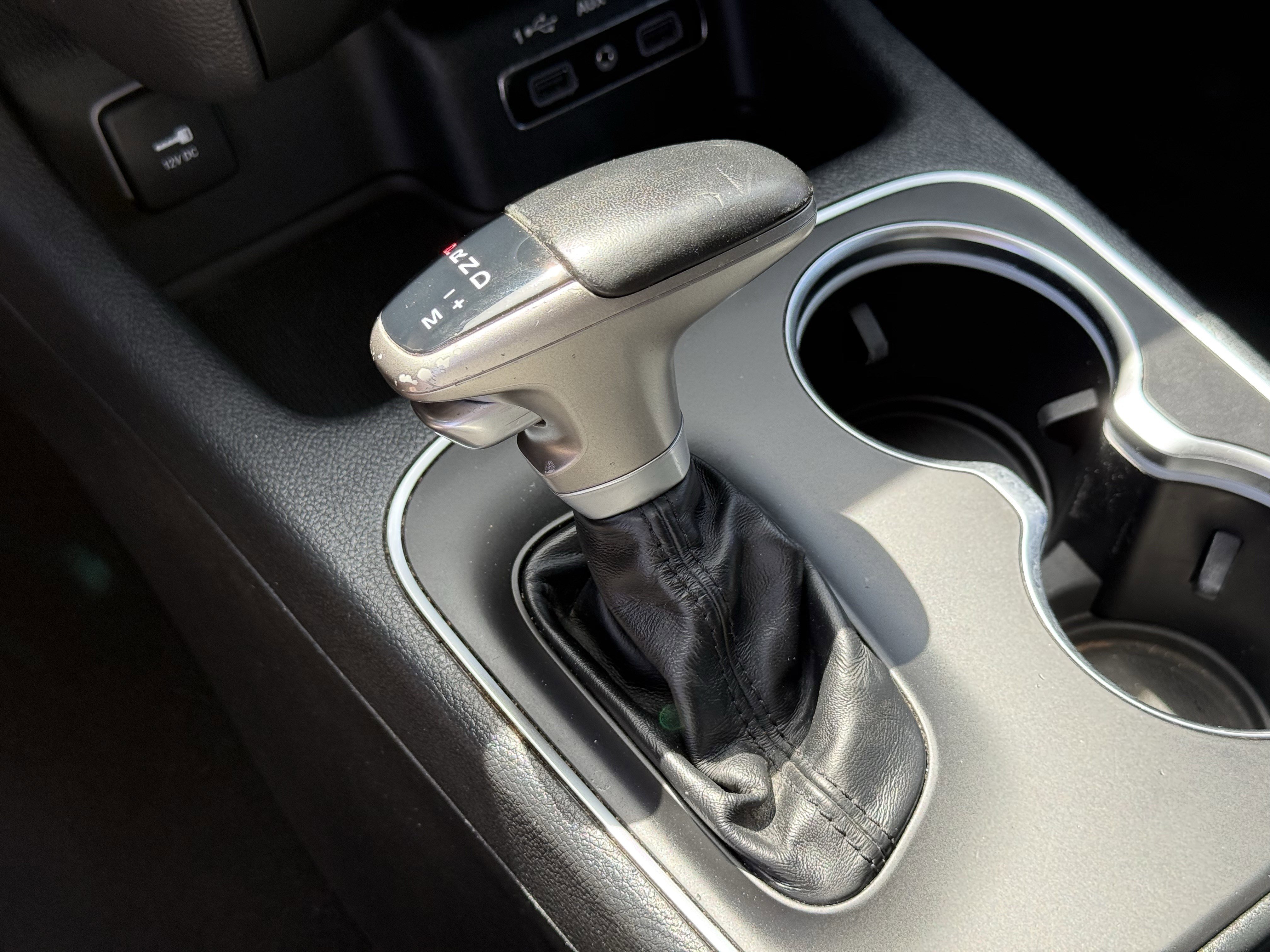 Used 2020 Dodge Durango SXT w/ 3rd Row Seating Group image 23