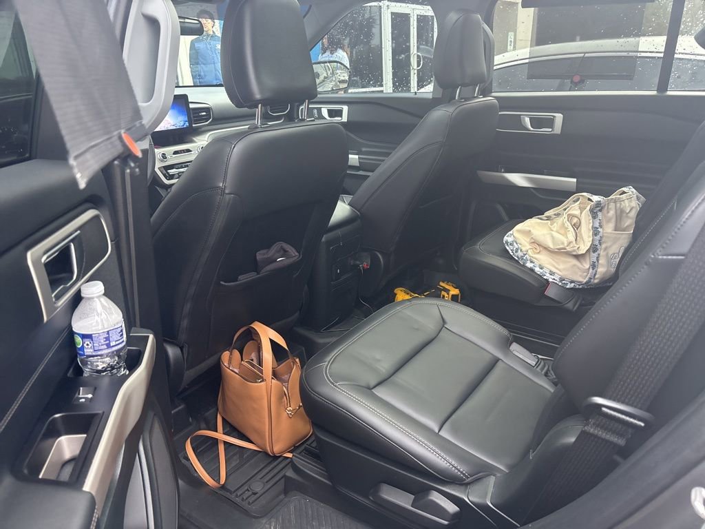Used 2023 Ford Explorer XLT w/ Equipment Group 202A image 10