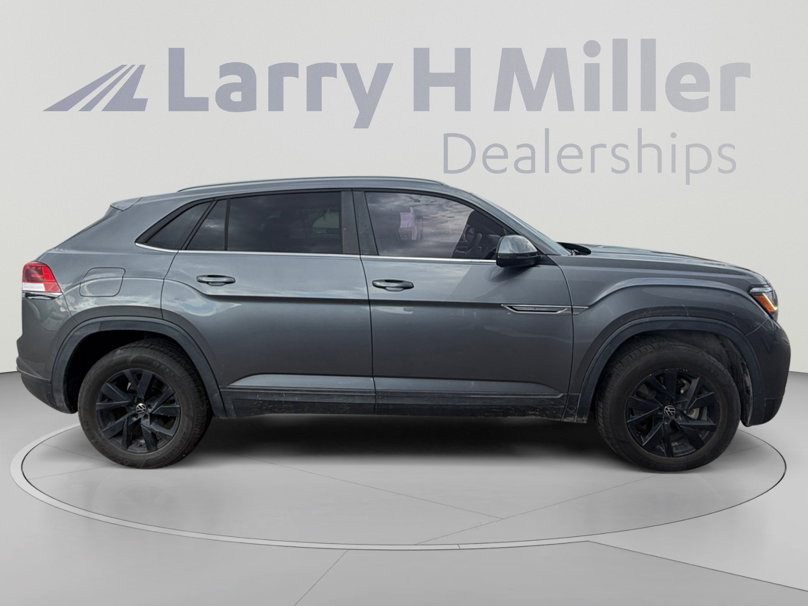 Used 2021 Volkswagen Atlas Cross Sport S FWD image 6