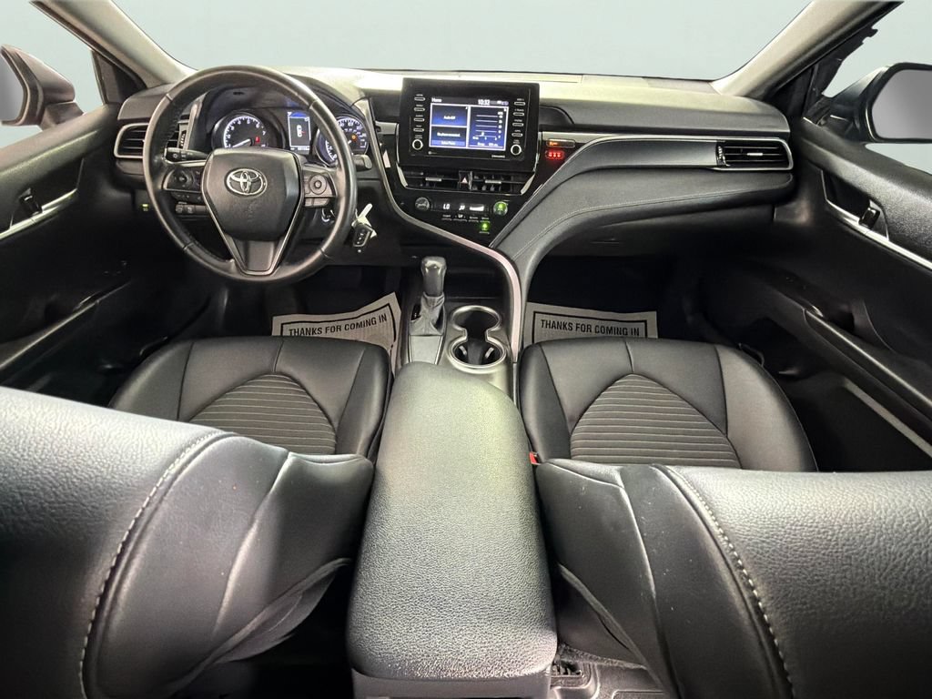 Used 2021 Toyota Camry SE FWD image 30