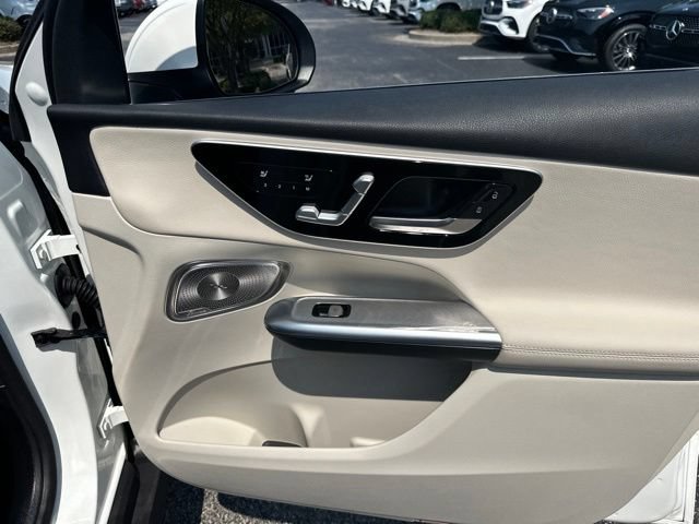 Used 2026 Mercedes-Benz GLC 300 4MATIC image 44