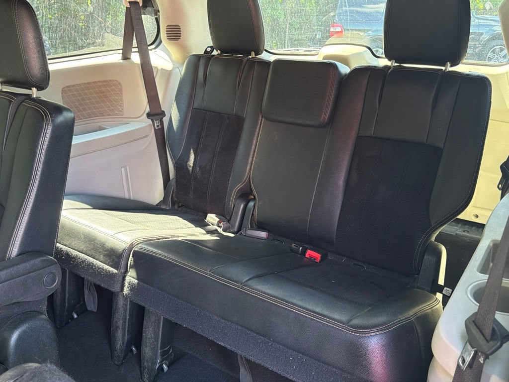 Used 2018 Dodge Grand Caravan SXT FWD image 15