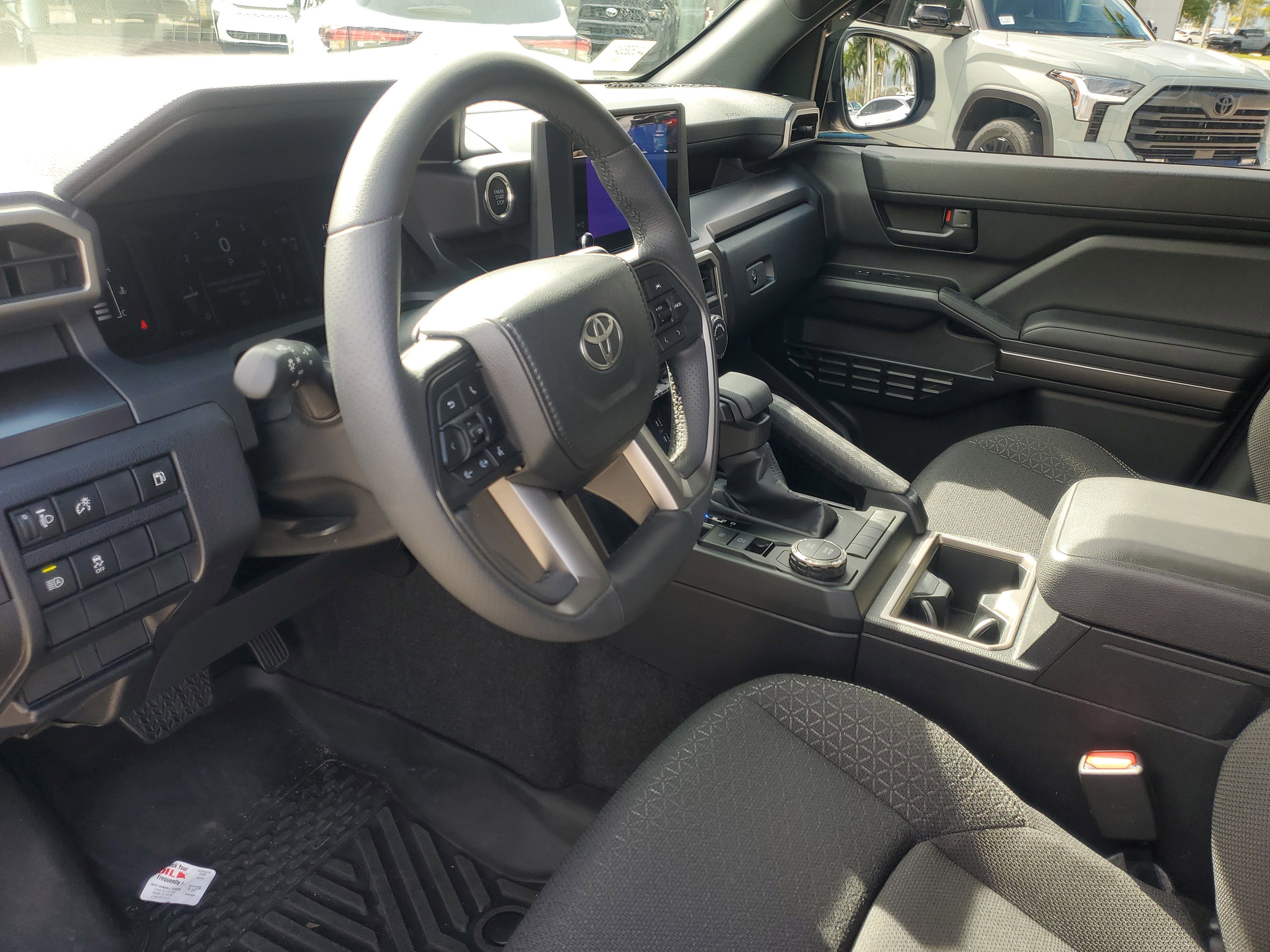 Used 2025 Toyota 4Runner SR5 image 16