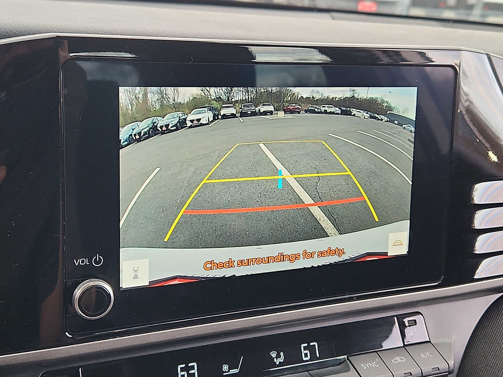 Used 2025 Toyota Camry LE FWD image 17