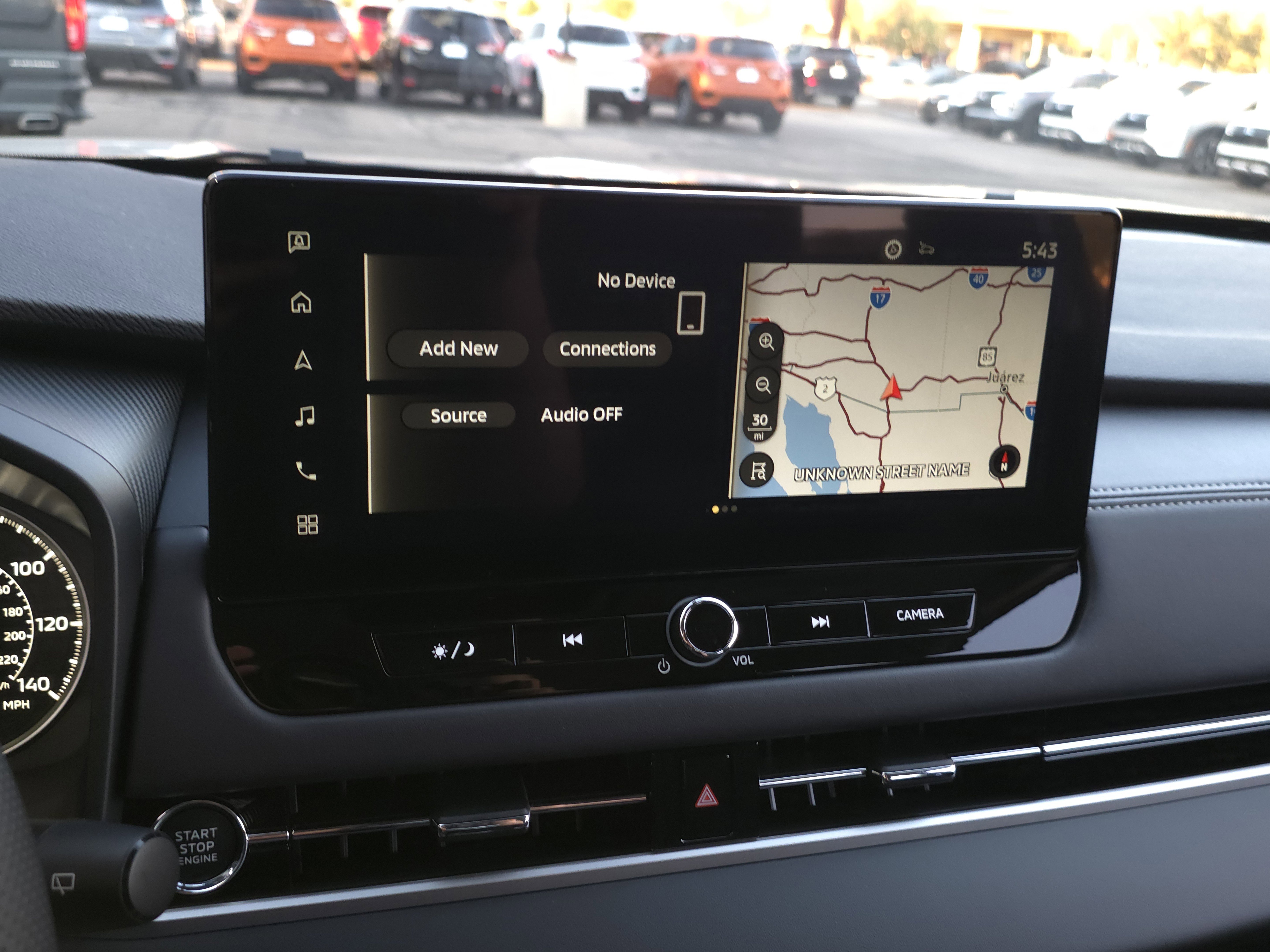 New 2025 Mitsubishi Outlander SE image 15