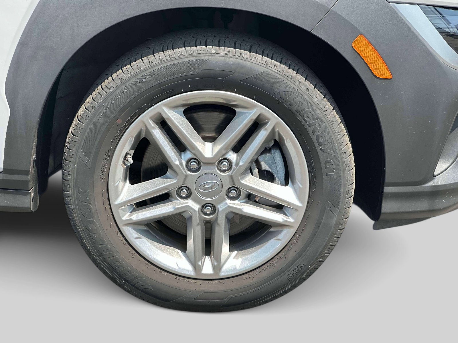 Used 2022 Hyundai Kona SE w/ Cargo Package image 3