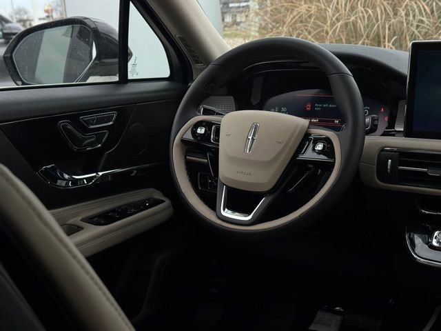 New 2026 Lincoln Corsair Premiere image 25