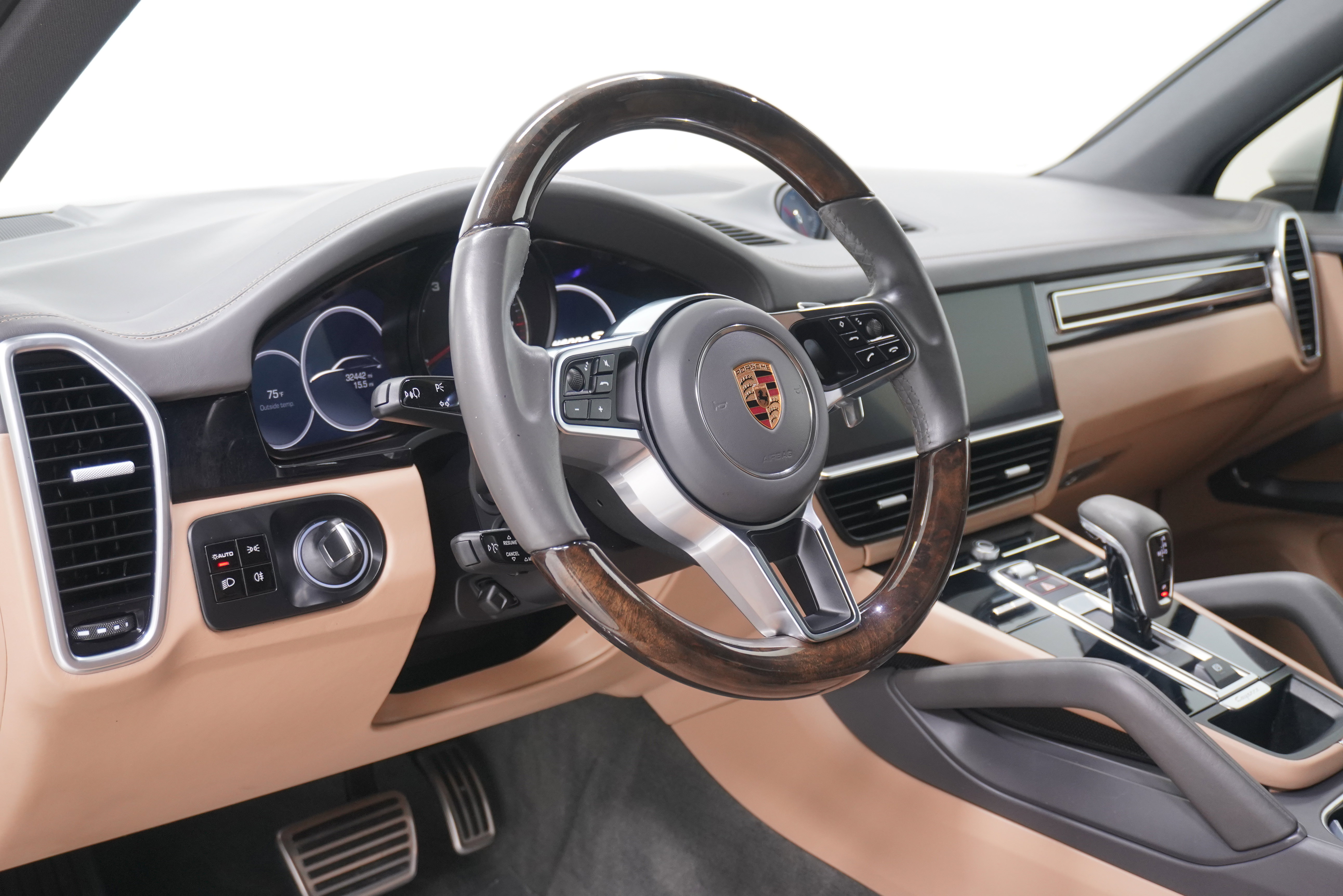 Used 2019 Porsche Cayenne S AWD/4WD image 10
