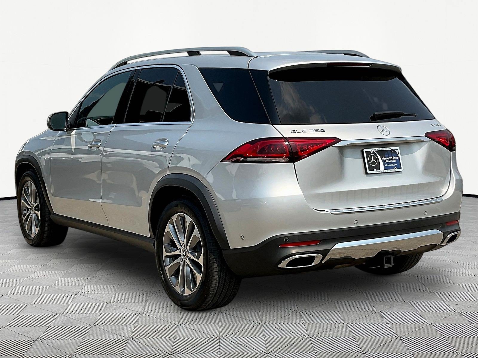 Used 2020 Mercedes-Benz GLE 350 4MATIC image 4