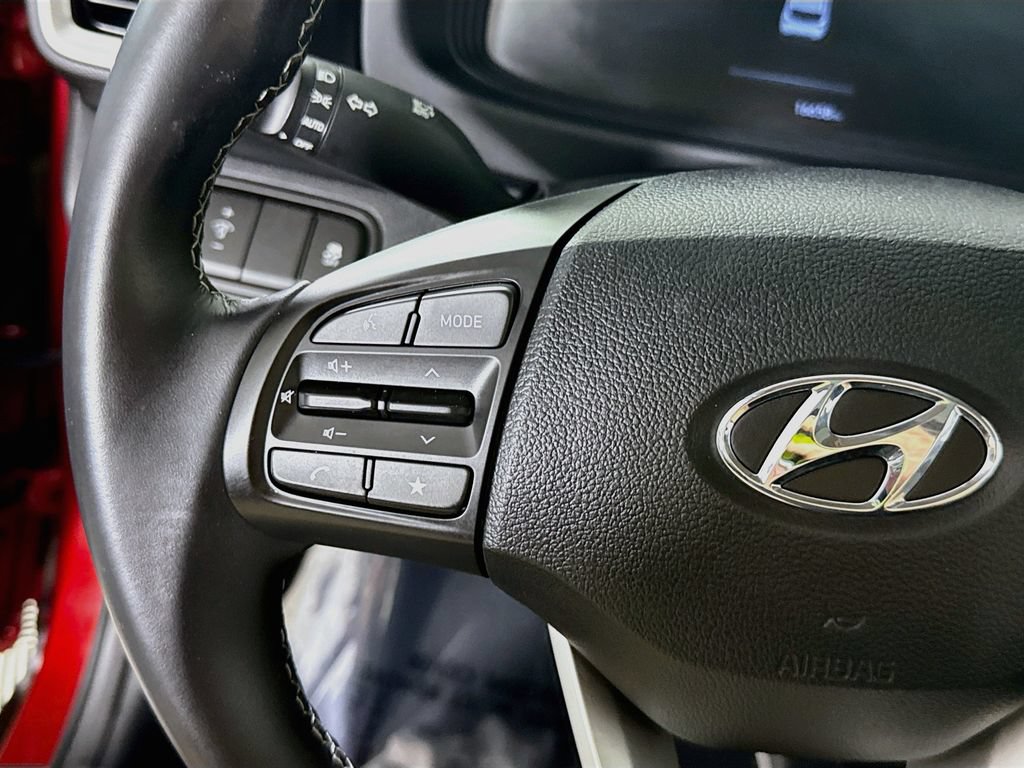 Certified 2024 Hyundai Venue SEL FWD image 22