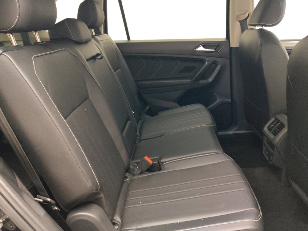 Used 2023 Volkswagen Tiguan SE FWD image 19