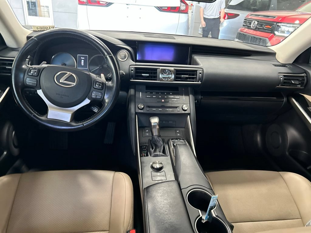 Used 2020 Lexus IS 300 w/ Navigation Package RWD image 11