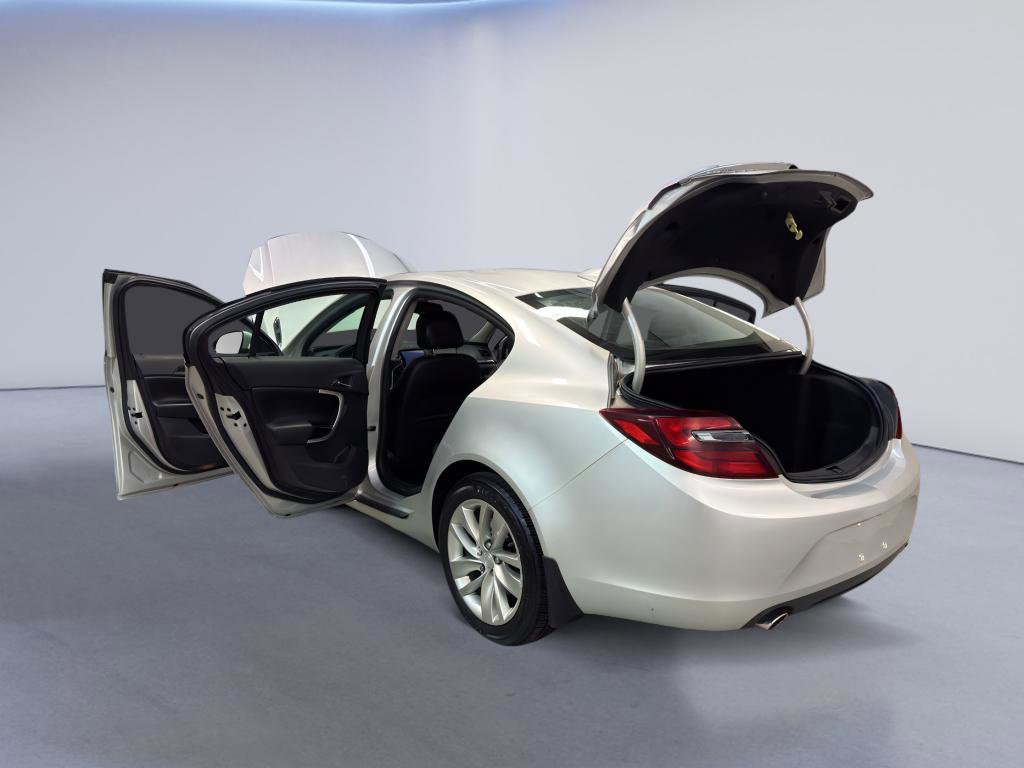 Used 2016 Buick Regal AWD image 11