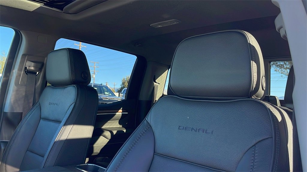 New 2026 GMC Sierra 1500 Denali w/ Denali Reserve Package image 13