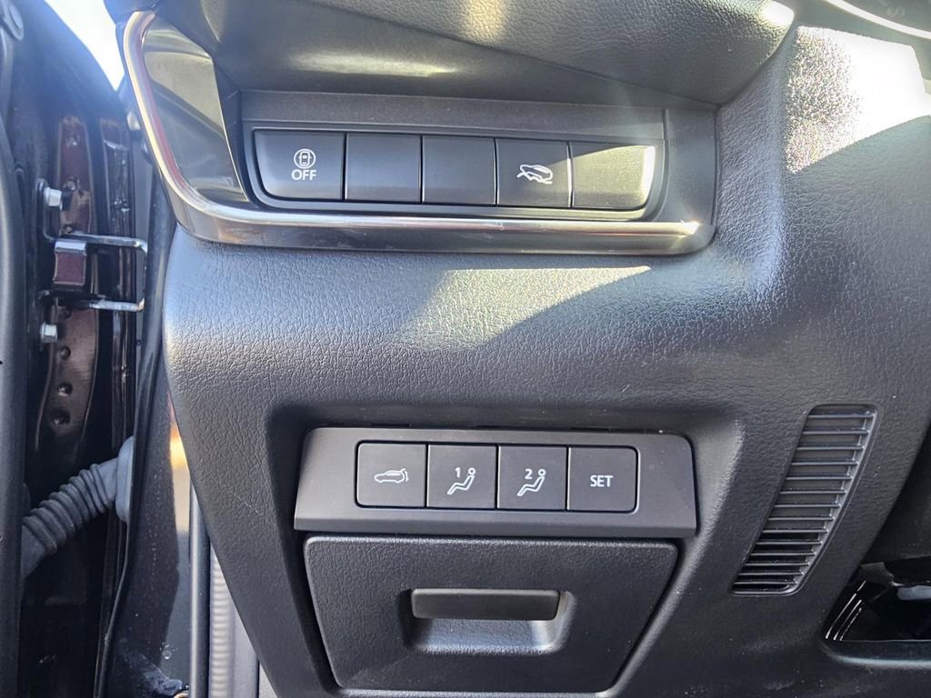 Used 2023 MAZDA CX-30 AWD 2.5 S w/ Premium Package image 13