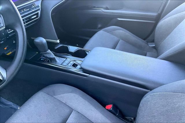 Used 2025 Toyota Camry LE FWD image 17
